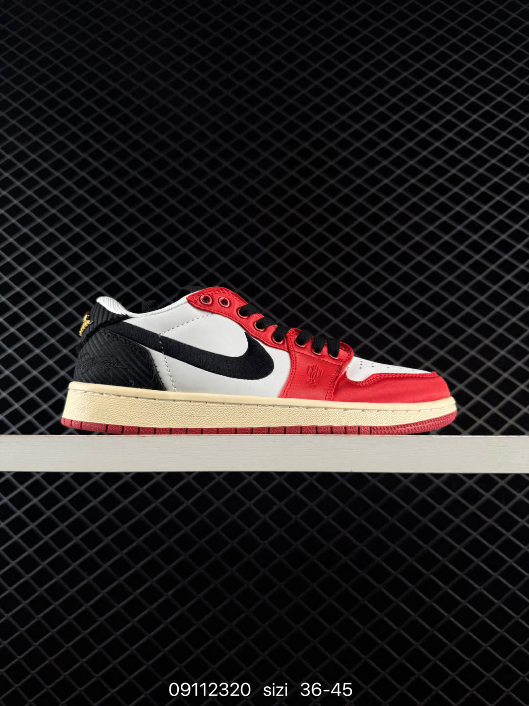 Nike Air Jordan 1-IQ5321-121 Nike Air Jordan 1-IQ5321-121